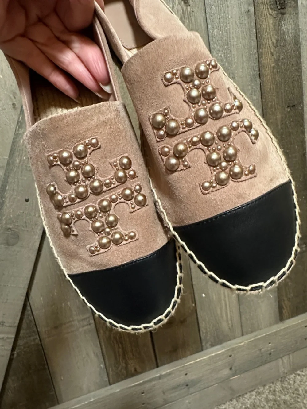 Tory Burch Pearl Logo Espadrilles Pink Suede Cap Toe Flats New Size 11